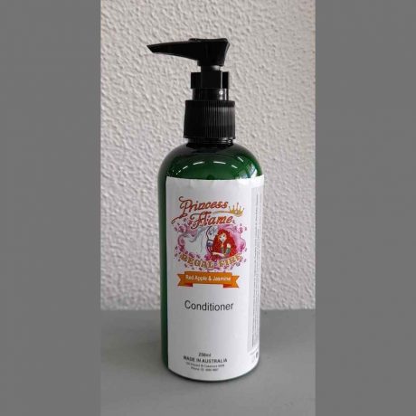 Princess Flame Regal Fire Red Apple and Jasmine Conditioner 250ml